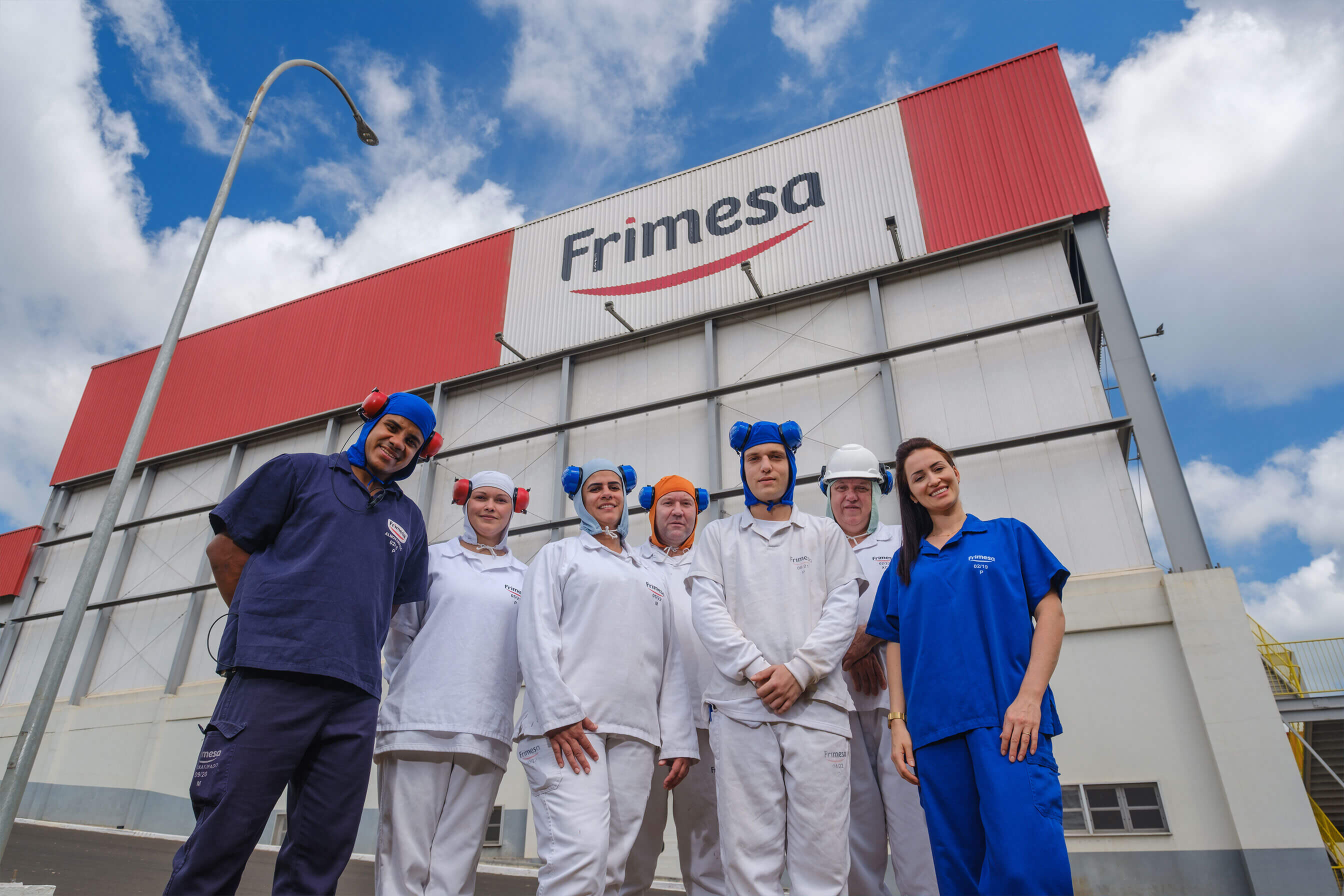 Frimesa reduz custos com padronização de lavagem de uniformes